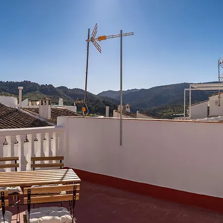 Rural Retreat In El Burgo, Spain Apartment El Burgo